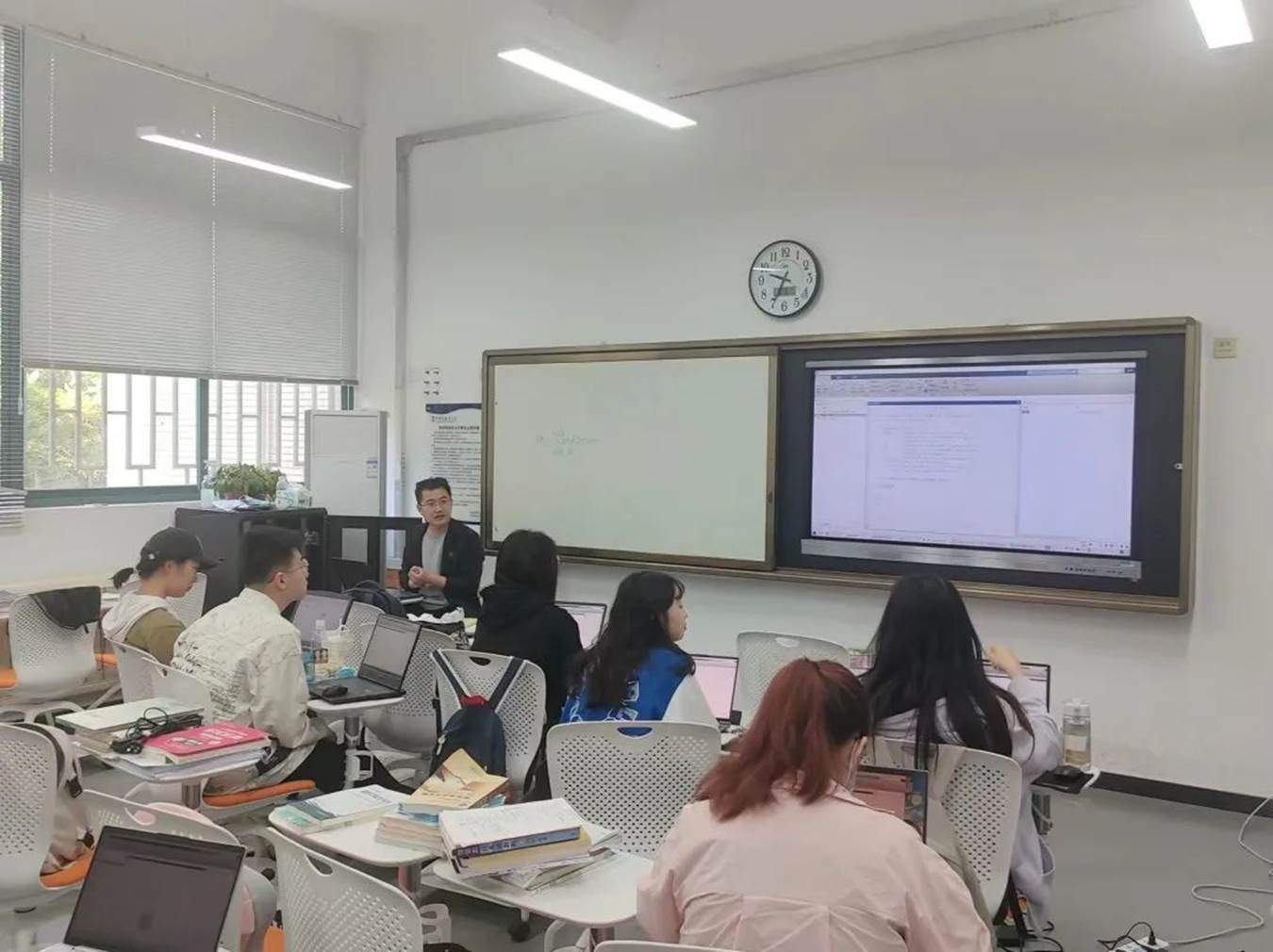 亚洲博彩app