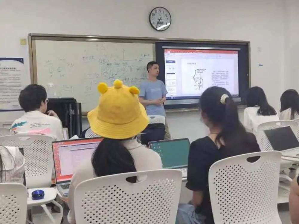 亚洲博彩app